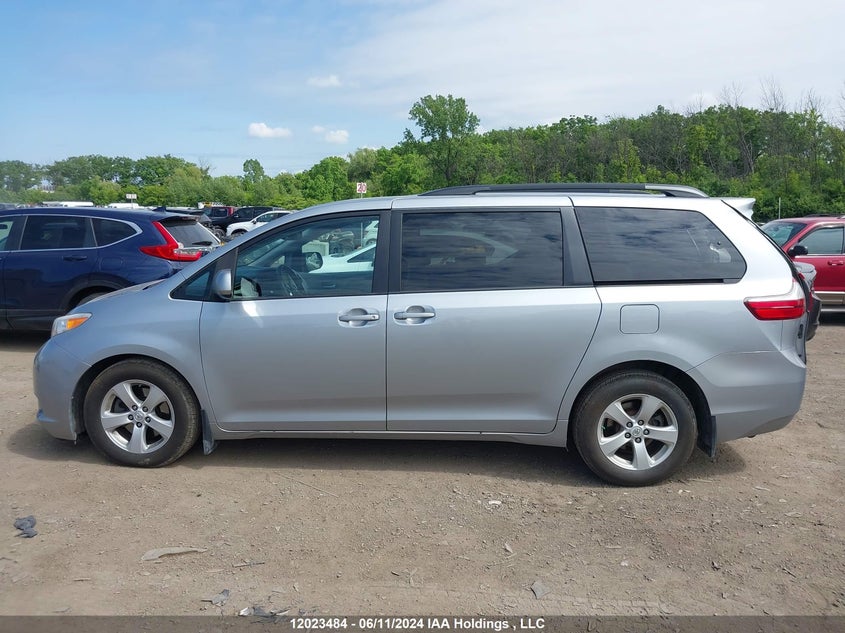 2015 Toyota Sienna Le VIN: 5TDKK3DCXFS538767 Lot: 12023484