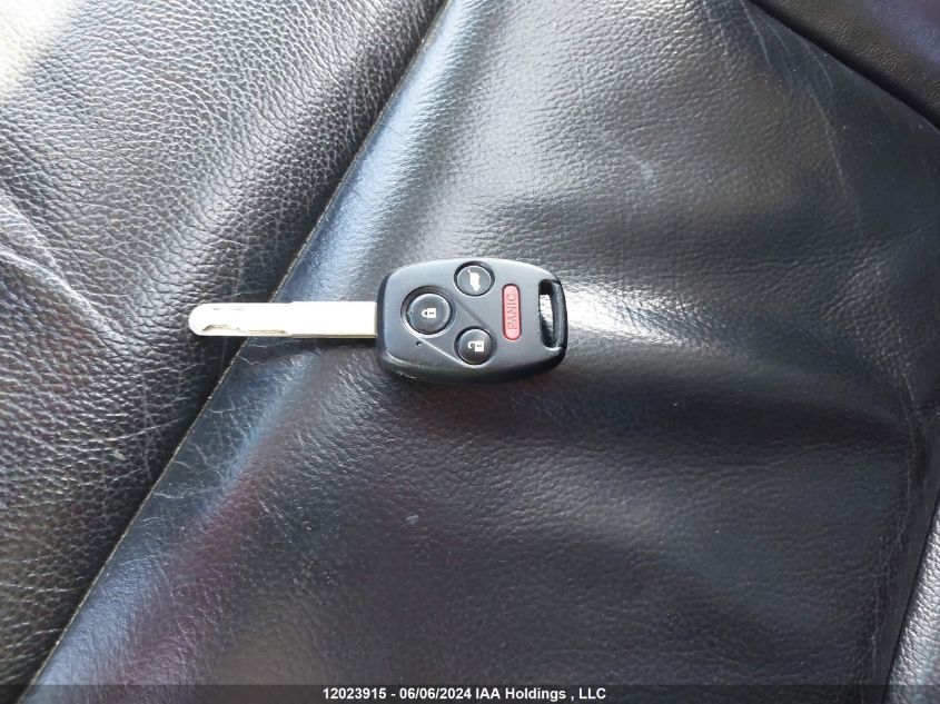 2011 Honda Pilot Touring VIN: 5FNYF4H92BB502105 Lot: 12023915