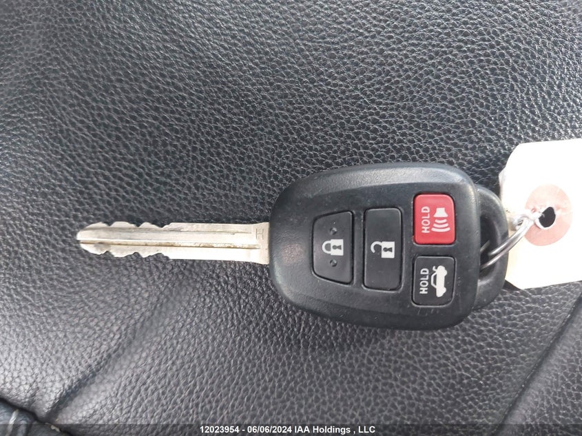 2014 Toyota Corolla Le VIN: 2T1BURHE5EC042341 Lot: 12023954