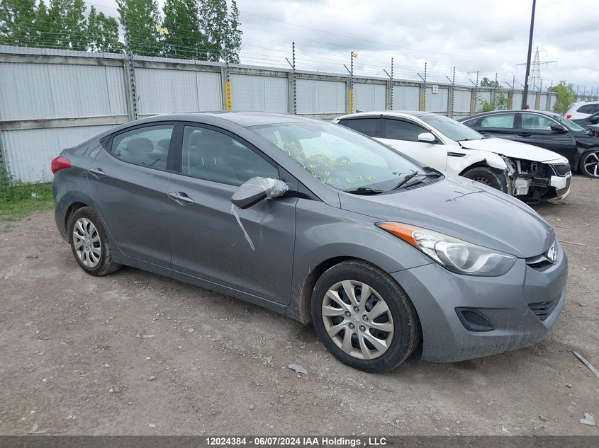 2013 Hyundai Elantra Gls/Limited VIN: 5NPDH4AE8DH309672 Lot: 12024384