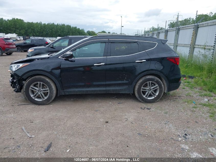 2017 Hyundai Santa Fe VIN: 5NMZUDLB0HH050571 Lot: 12024657