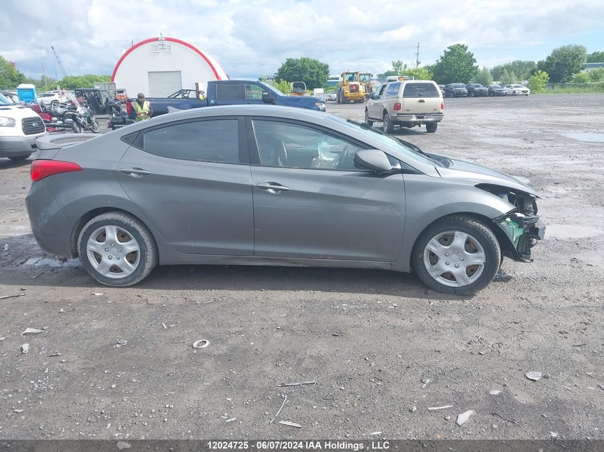 2013 Hyundai Elantra Gls/Limited VIN: 5NPDH4AE1DH270889 Lot: 12024725