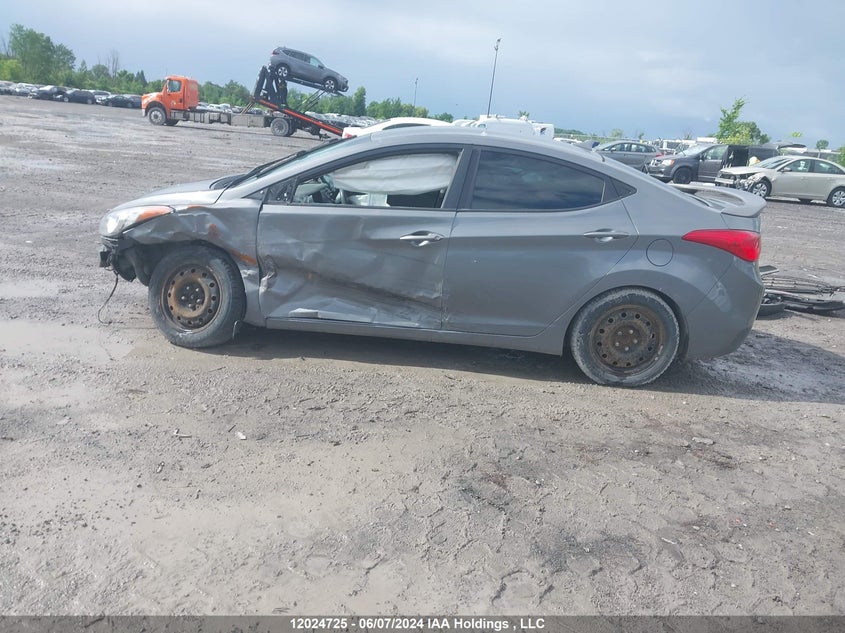 2013 Hyundai Elantra Gls/Limited VIN: 5NPDH4AE1DH270889 Lot: 12024725