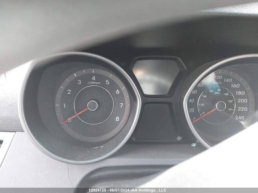 2013 Hyundai Elantra Gls/Limited VIN: 5NPDH4AE1DH270889 Lot: 12024725