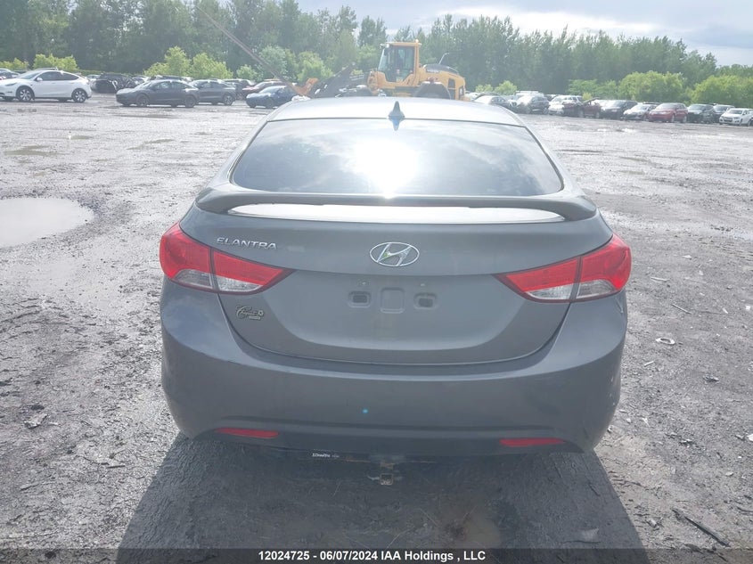 2013 Hyundai Elantra Gls/Limited VIN: 5NPDH4AE1DH270889 Lot: 12024725