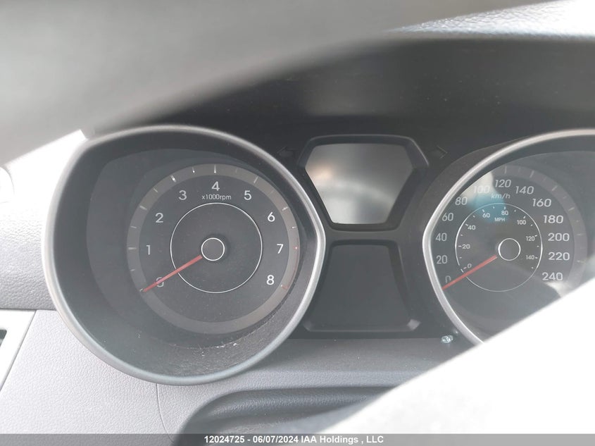 2013 Hyundai Elantra Gls/Limited VIN: 5NPDH4AE1DH270889 Lot: 12024725