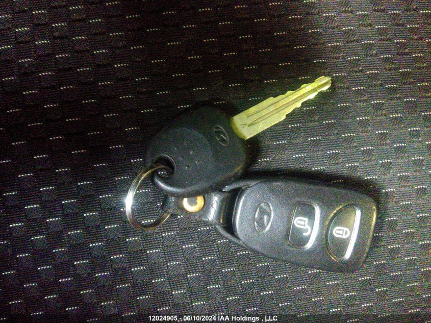 2008 Hyundai Accent VIN: KMHCN35C48U080325 Lot: 12024905