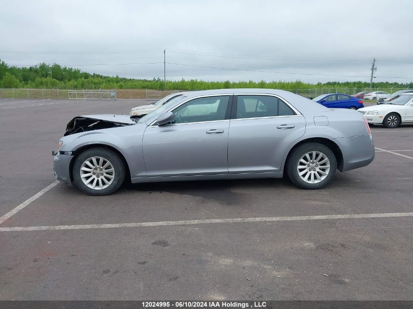 2013 Chrysler 300 Touring VIN: 2C3CCAAG2DH647401 Lot: 12024995