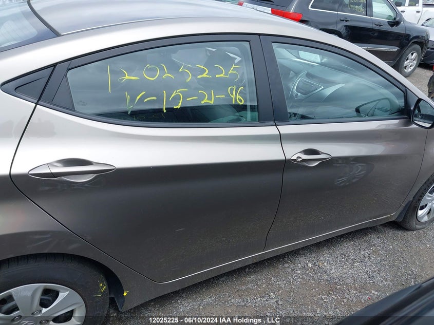 2013 Hyundai Elantra Gls/Limited VIN: 5NPDH4AE5DH152196 Lot: 12025225