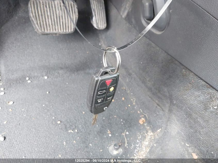 2005 Volvo S60 T5 VIN: YV1RS547952475433 Lot: 12025294