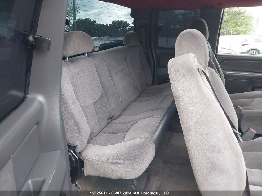 2005 GMC Sierra 1500 VIN: 1GTEC19V75Z265650 Lot: 12025611