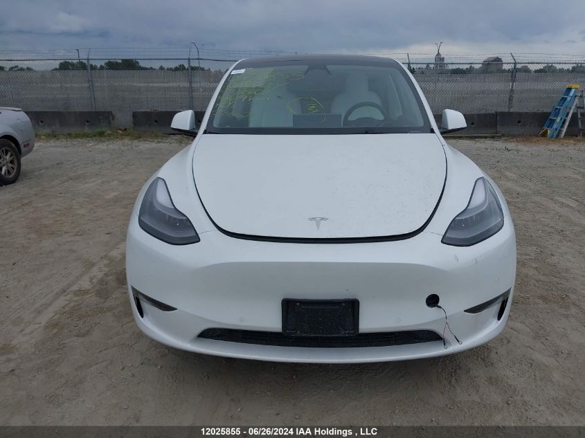 2022 Tesla Model Y VIN: 7SAYGDEE2NF538608 Lot: 12025855