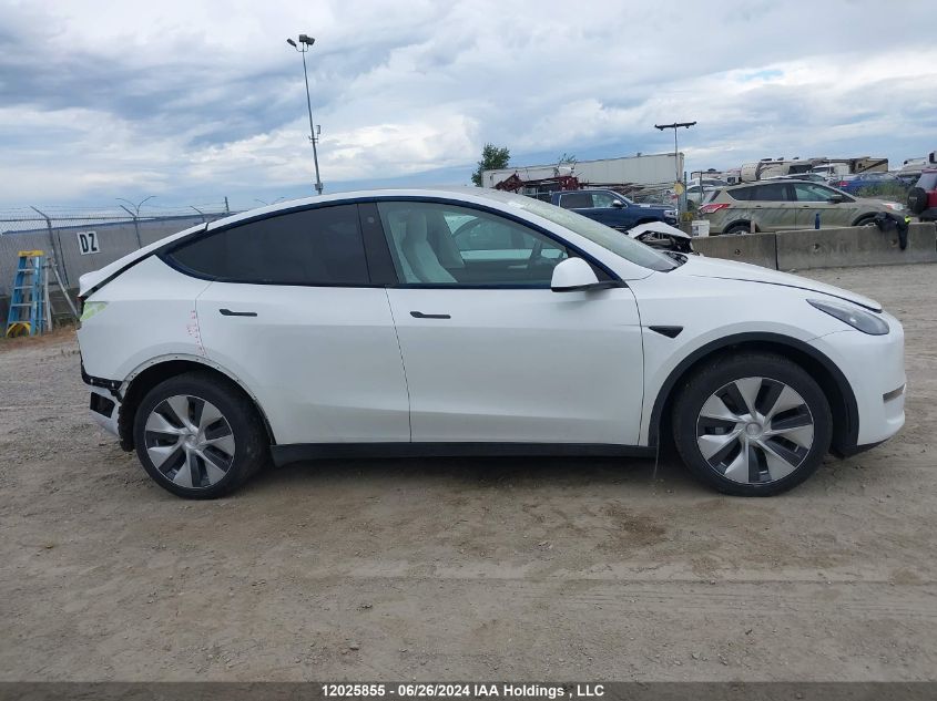 2022 Tesla Model Y VIN: 7SAYGDEE2NF538608 Lot: 12025855