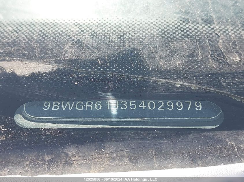 2005 Volkswagen Golf VIN: 9BWGR61J354029979 Lot: 12025856