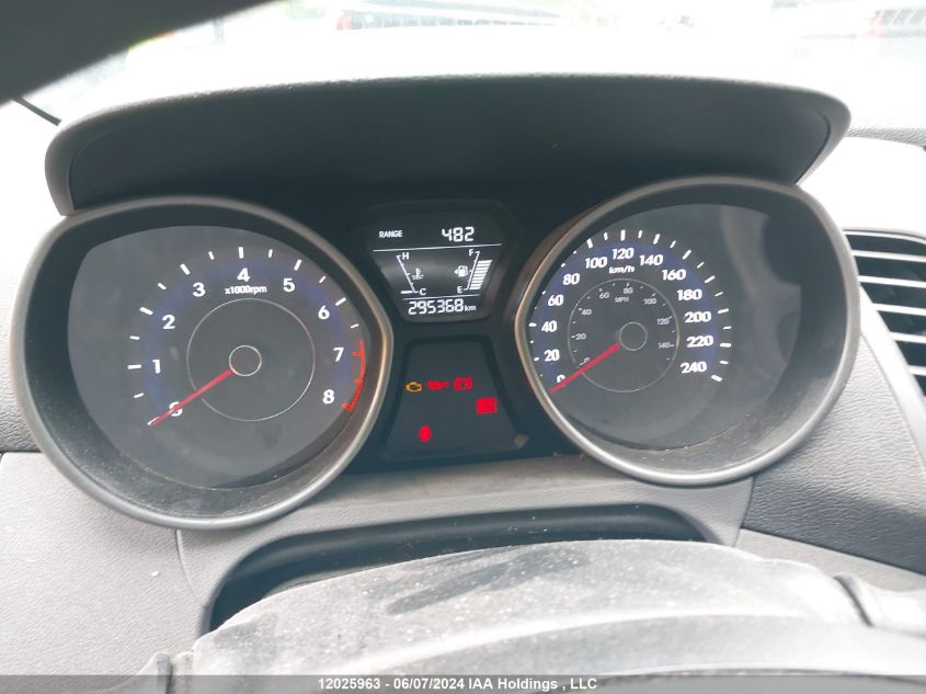 2016 Hyundai Elantra L VIN: 5NPDH4AE9GH780900 Lot: 12025963