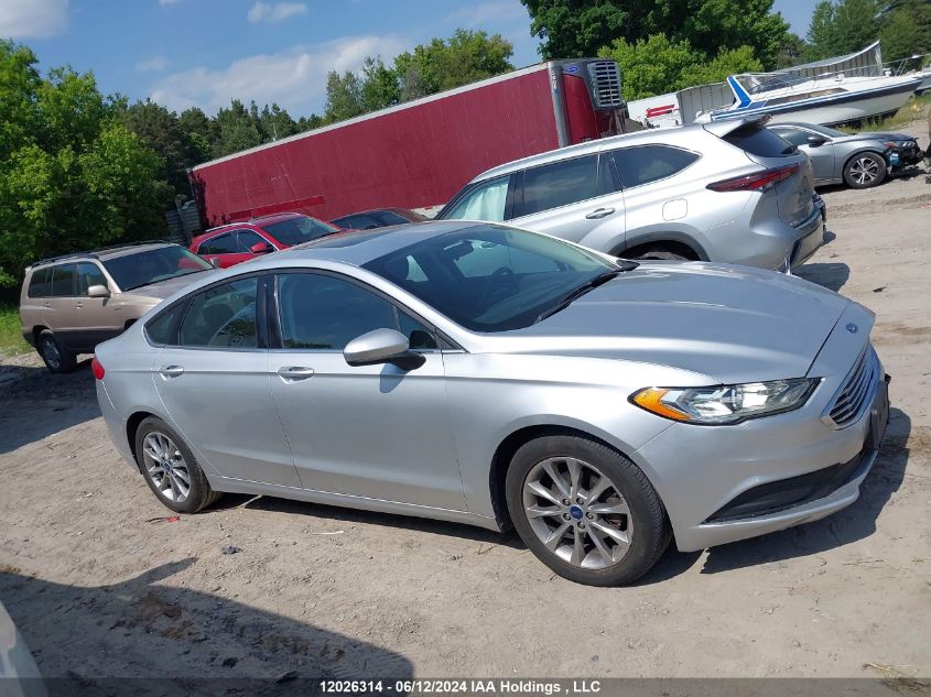 2017 Ford Fusion Se VIN: 3FA6P0H71HR210437 Lot: 12026314