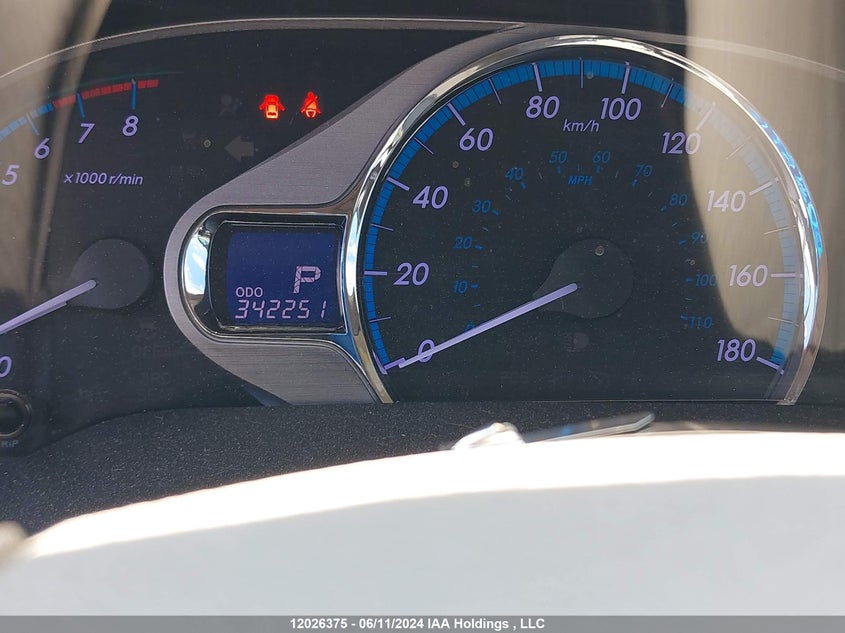 2011 Toyota Sienna Xle/Limited VIN: 5TDDK3DC4BS011729 Lot: 12026375