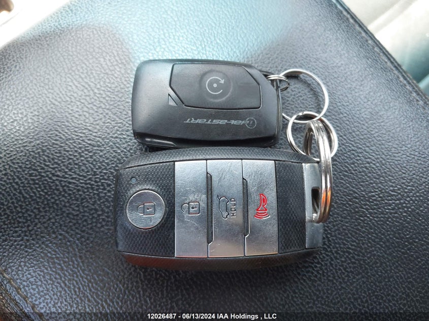 2017 Kia Sorento VIN: 5XYPHDA11HG308564 Lot: 12026487