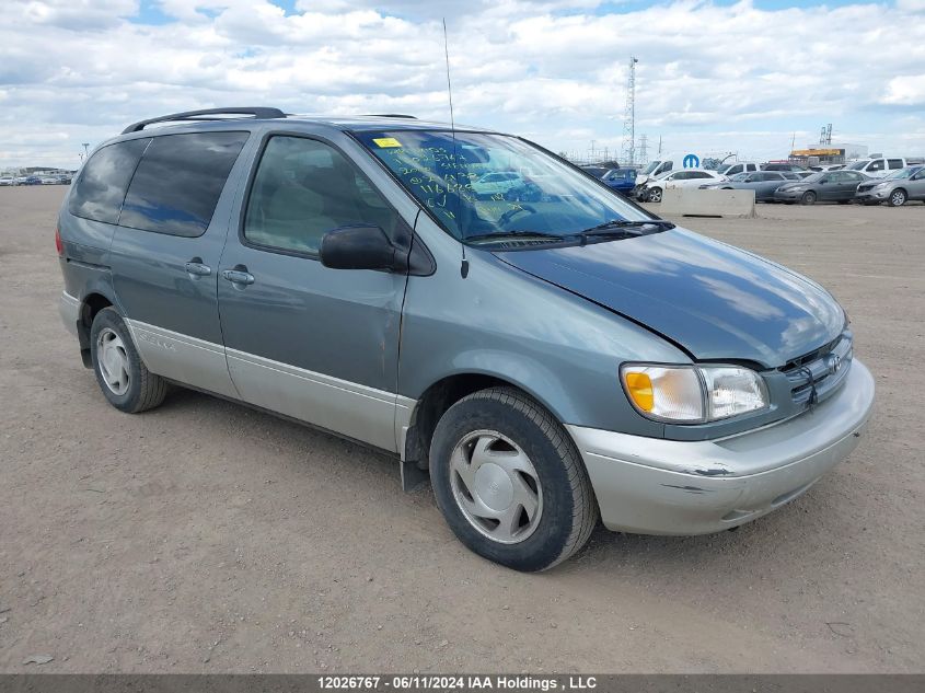 2000 Toyota Sienna Le/Xle VIN: 4T3ZF13CXYU216138 Lot: 12026767