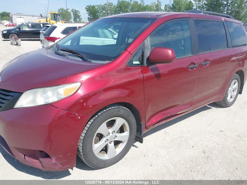 2011 Toyota Sienna VIN: 5TDZK3DC7BS151795 Lot: 12026776