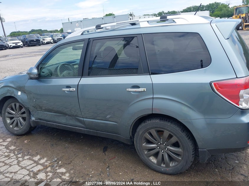 2013 Subaru Forester VIN: JF2SHCDC5DH427285 Lot: 12027386
