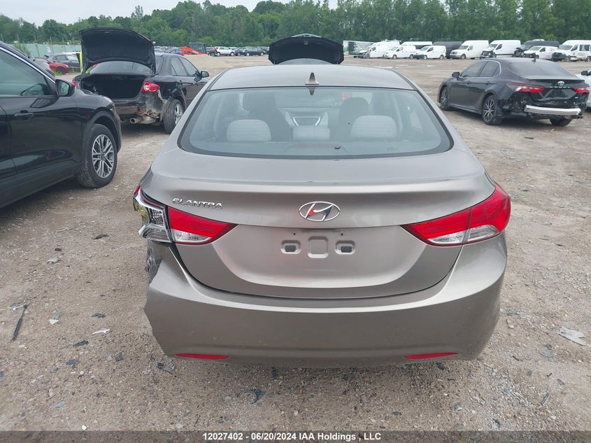 2012 Hyundai Elantra Gls/Limited VIN: 5NPDH4AE2CH129330 Lot: 12027402
