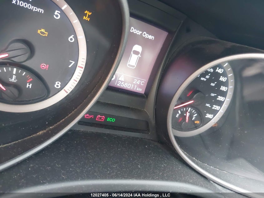 2015 Hyundai Santa Fe Sport 2.4 Premium VIN: 5XYZUDLB8FG304034 Lot: 12027405