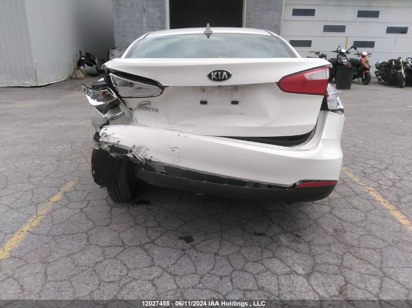 2015 Kia Forte VIN: KNAFK4A67F5393678 Lot: 12027455