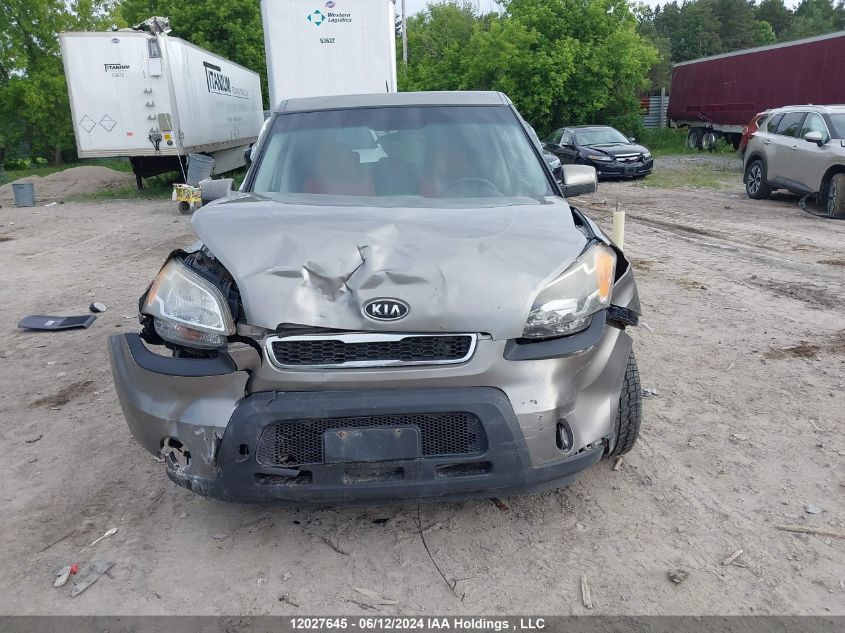 2010 Kia Soul VIN: KNDJT2A23A7056997 Lot: 12027645