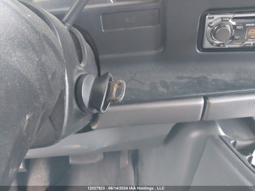 1996 Ford Econoline E350 Cutaway Van VIN: 1FDKE30G0THA85156 Lot: 12027923