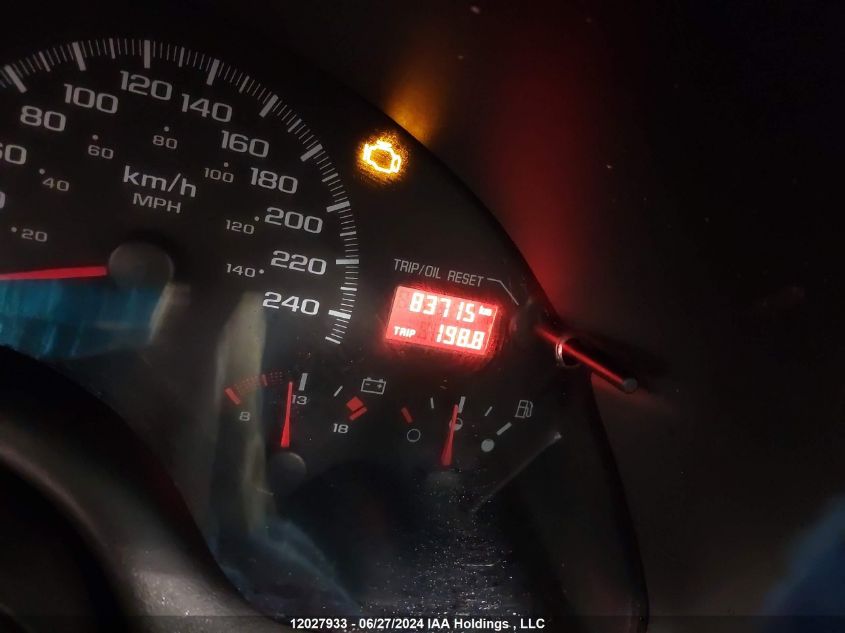 2000 Chevrolet Camaro VIN: 2G1FP22G3Y2139277 Lot: 12027933