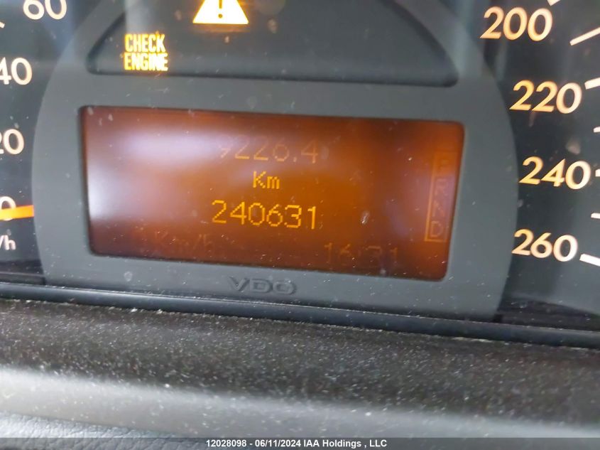 2004 Mercedes-Benz C 240 4Matic VIN: WDBRF81J24F446647 Lot: 12028098