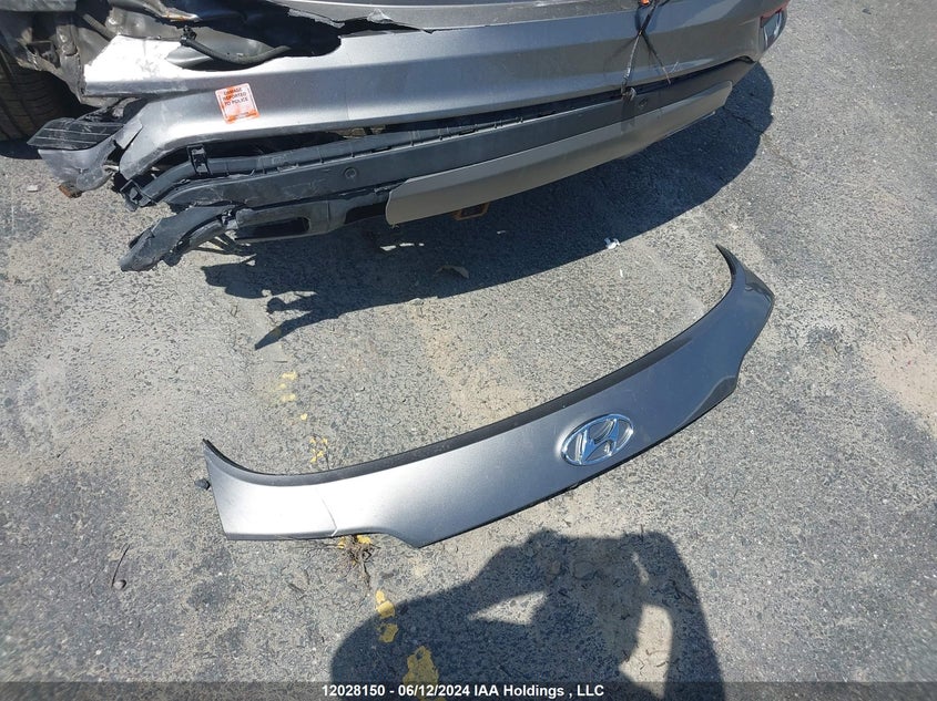 2017 Hyundai Santa Fe Sport 2.4 Se VIN: 5NMZUDLB9HH045823 Lot: 12028150