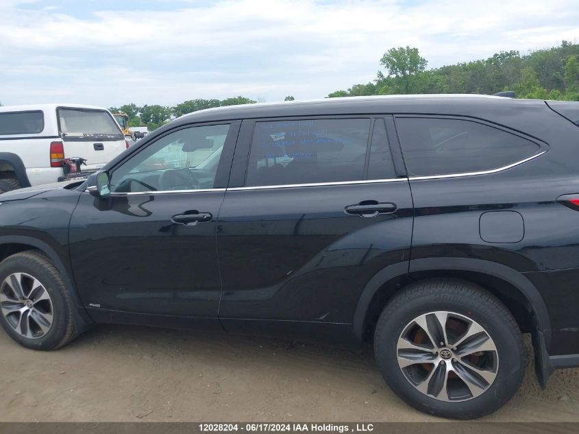 2022 Toyota Highlander Hybrid Xle/Hybrid Bronze Edition VIN: 5TDGBRCH8NS562389 Lot: 12028204