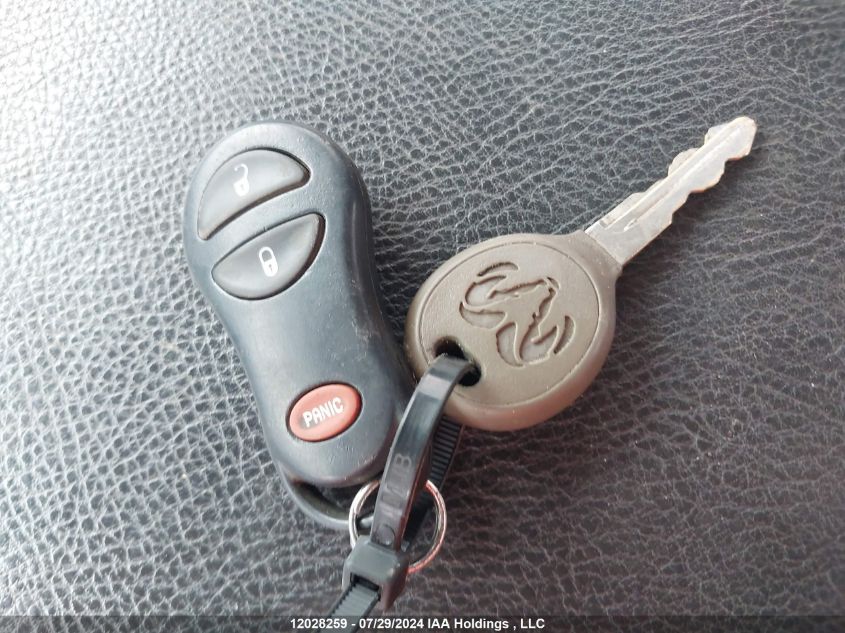 2005 Dodge Ram 1500 VIN: 1D7HU18D25S327473 Lot: 12028259