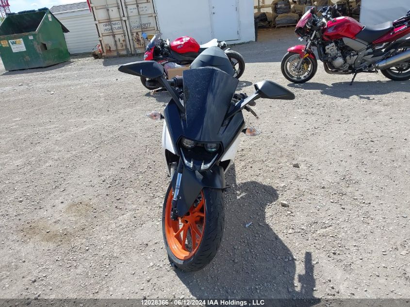 2015 Ktm 390 Duke VIN: MD2JYJ407FC221125 Lot: 12028366