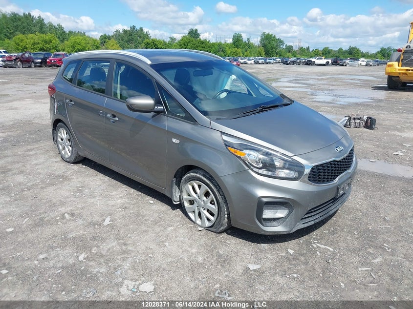 2017 Kia Rondo VIN: KNAHT8A38H7176618 Lot: 12028371