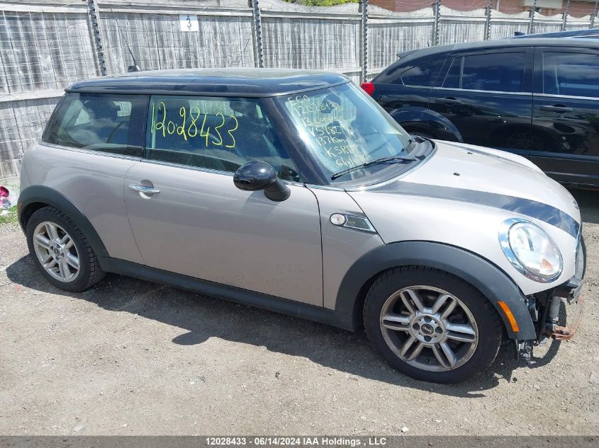 2013 Mini Cooper Hardtop VIN: WMWSU3C53DT548274 Lot: 12028433