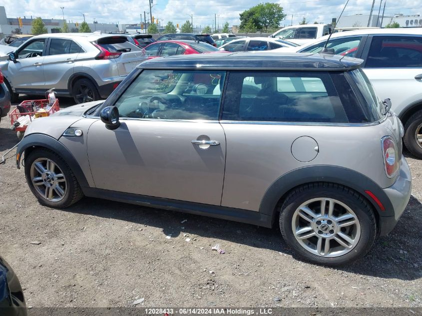 2013 Mini Cooper Hardtop VIN: WMWSU3C53DT548274 Lot: 12028433