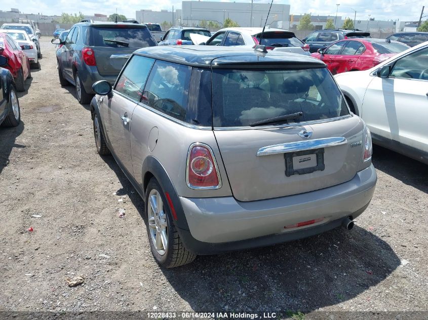 2013 Mini Cooper Hardtop VIN: WMWSU3C53DT548274 Lot: 12028433