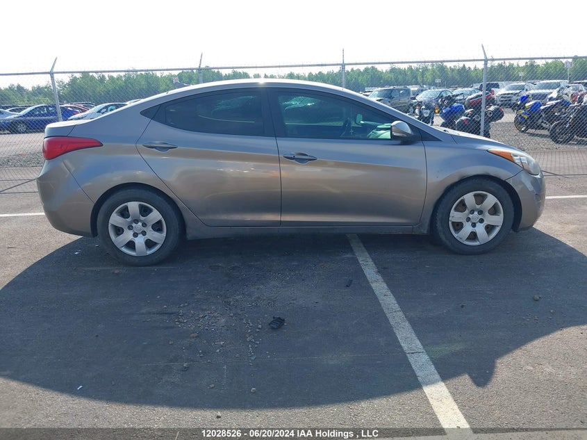 2013 Hyundai Elantra Limited VIN: 5NPDH4AE8DH441153 Lot: 12028526