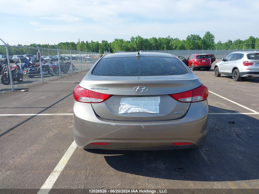 2013 Hyundai Elantra Limited VIN: 5NPDH4AE8DH441153 Lot: 12028526
