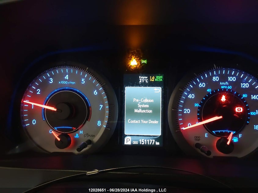 2018 Toyota Sienna Se/Se Premium VIN: 5TDXZ3DC2JS961062 Lot: 12028651