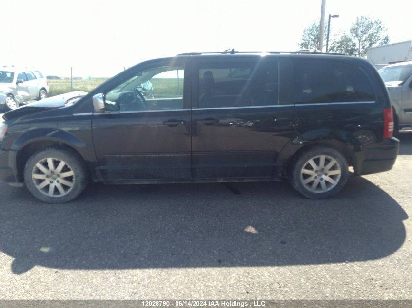 2008 Chrysler Town & Country Touring VIN: 2A8HR54P88R811357 Lot: 12028790