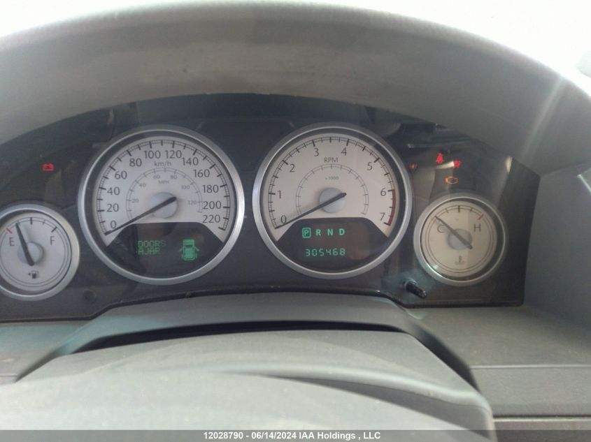 2008 Chrysler Town & Country Touring VIN: 2A8HR54P88R811357 Lot: 12028790