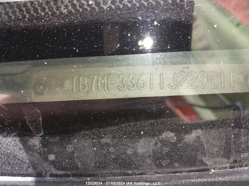 2001 Dodge Ram 3500 VIN: 1B7MF33611J229011 Lot: 12029034