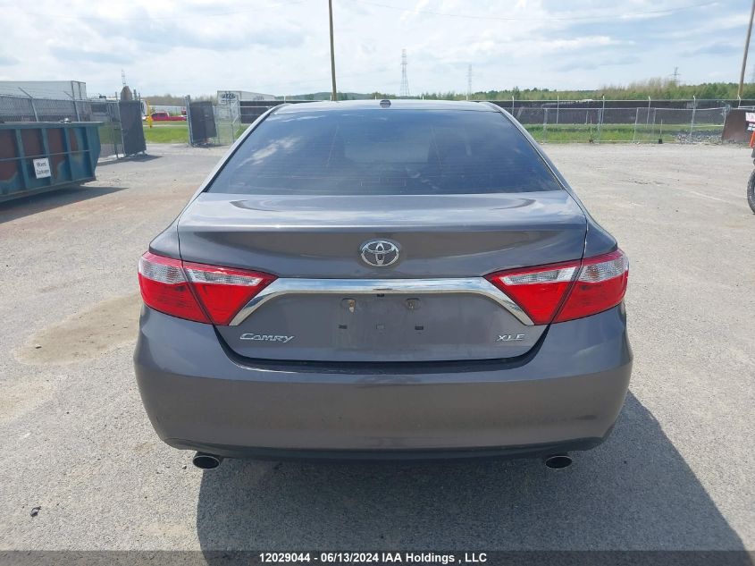 2017 Toyota Camry Xle V6/Xse V6 VIN: 4T1BK1FK1HU581963 Lot: 12029044