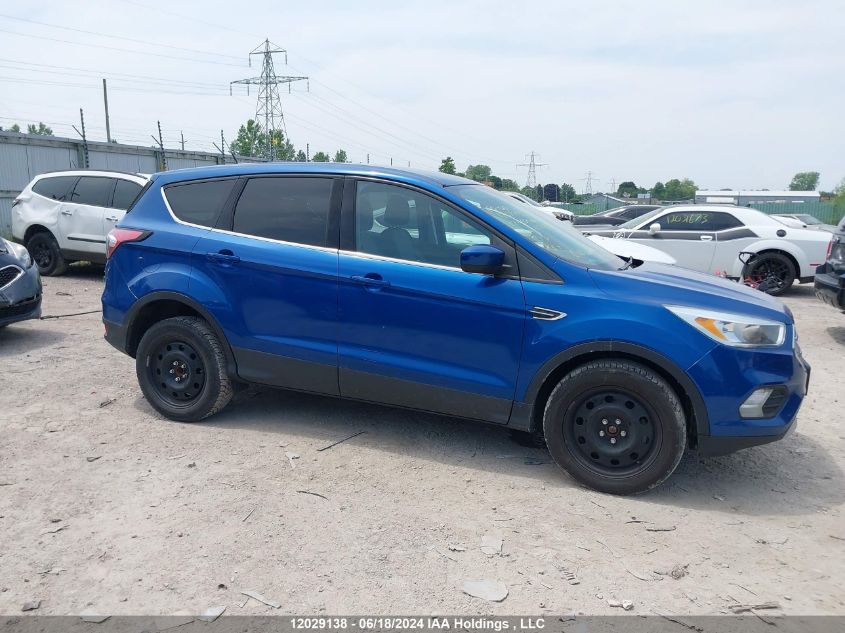 2017 Ford Escape Se VIN: 1FMCU0GDXHUE58705 Lot: 12029138