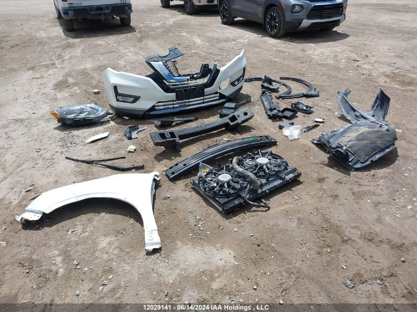 2017 Nissan Rogue VIN: 5N1AT2MV2HC842129 Lot: 12029141