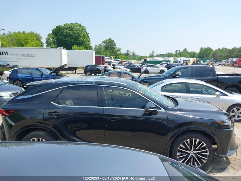 2023 Lexus Rx 350H VIN: 2T2BBMCA0PC017746 Lot: 12029253